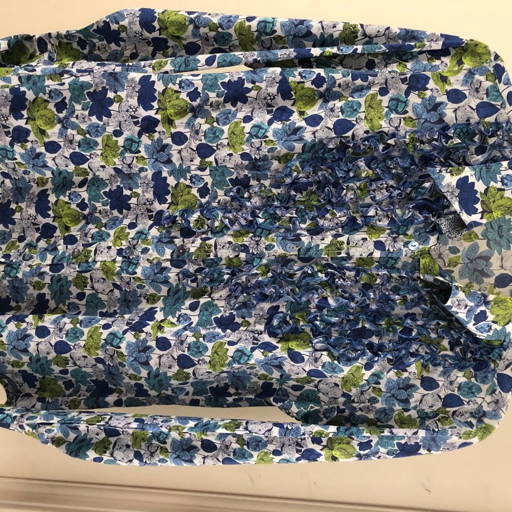 George Roth Floral Ruffle Front Button Down Shirt - Picture 5 of 6